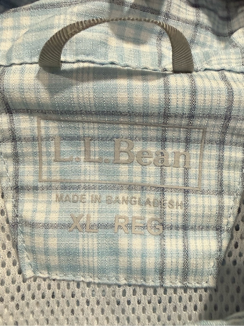 L.L.Bean Men’s XL Vented Fishing Shirt Light Blue Plaid Button Up - Picture 4 of 8